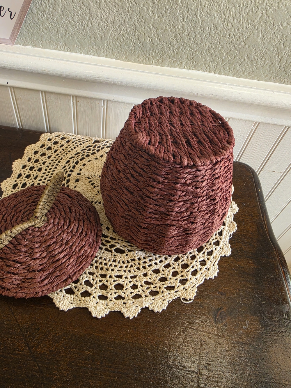 Handwoven Maroon Apple Storage Basket with Natural Stem - Picture 5 of 5